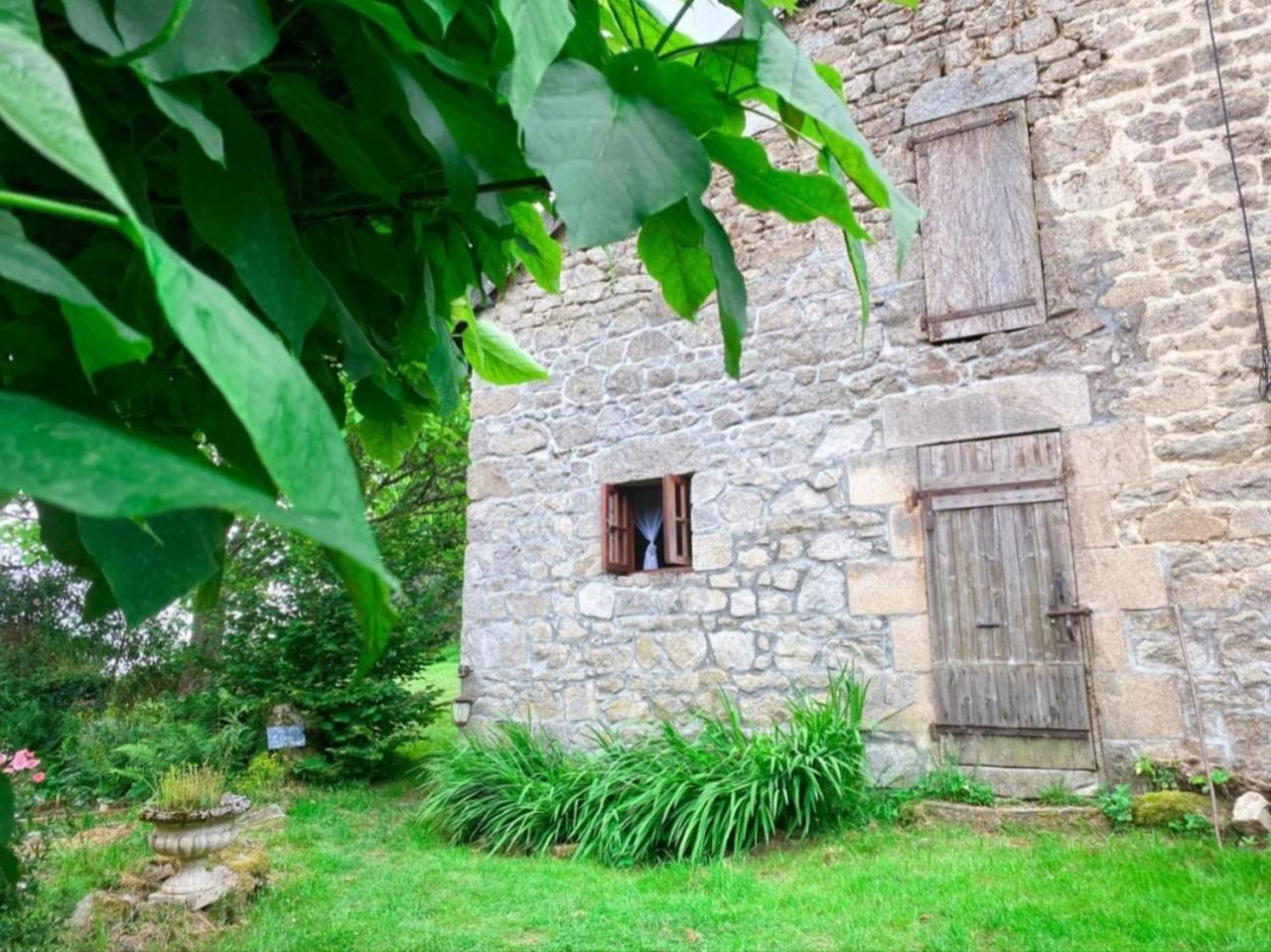 Gite Le Onze Beauval Saint-Dizier-Leyrenne Zewnętrze zdjęcie